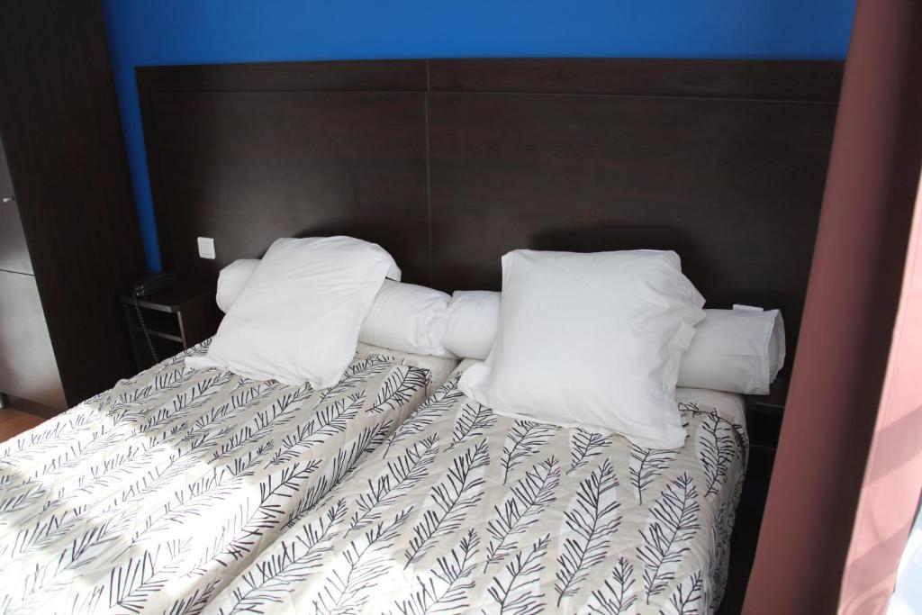 Hotel Le Myosotis Paryż Zewnętrze zdjęcie