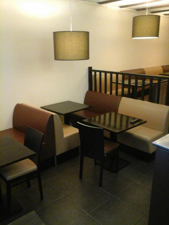 Hotel Le Myosotis Paryż Zewnętrze zdjęcie
