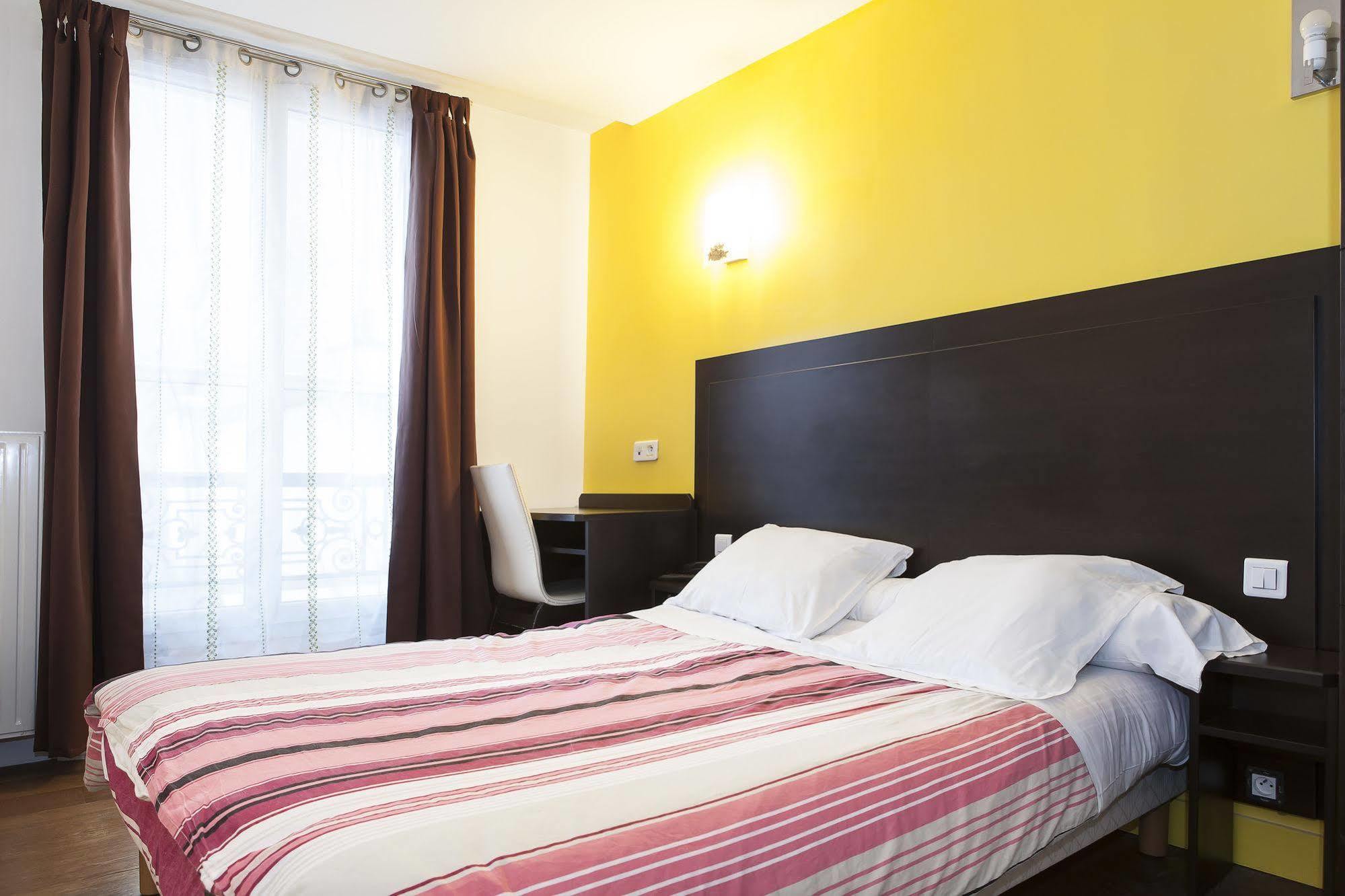 Hotel Le Myosotis Paryż Zewnętrze zdjęcie